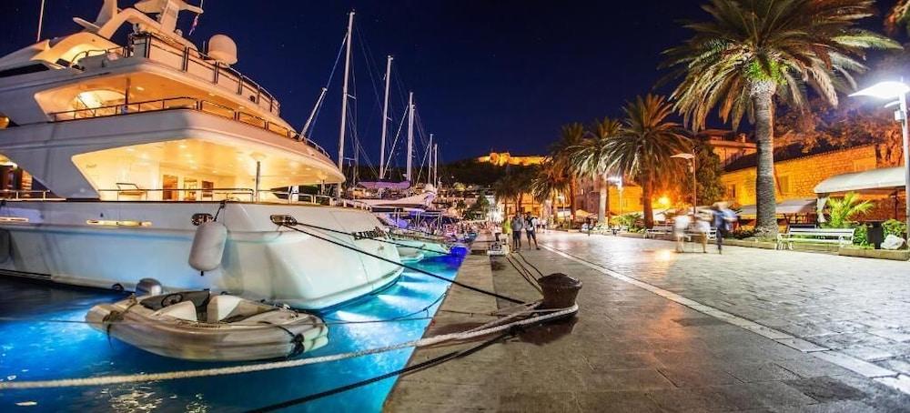 Riva Marina Hvar Hotel Hvar Town Exteriér fotografie